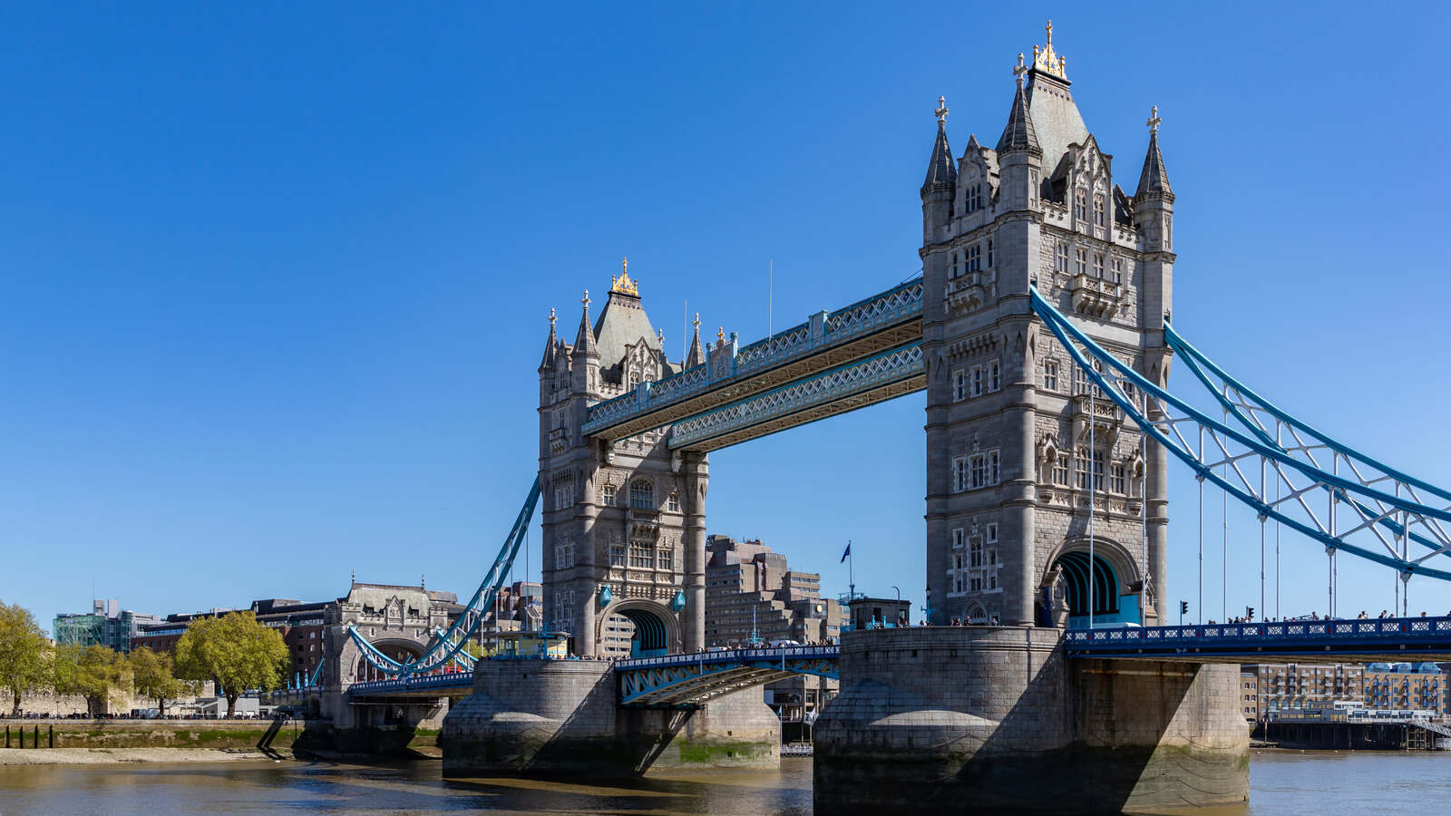 Tower Bridge in London, host city of the WTCS race